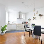 Superb Appartement Quartier Tour Eiffel 8 Free Netflix